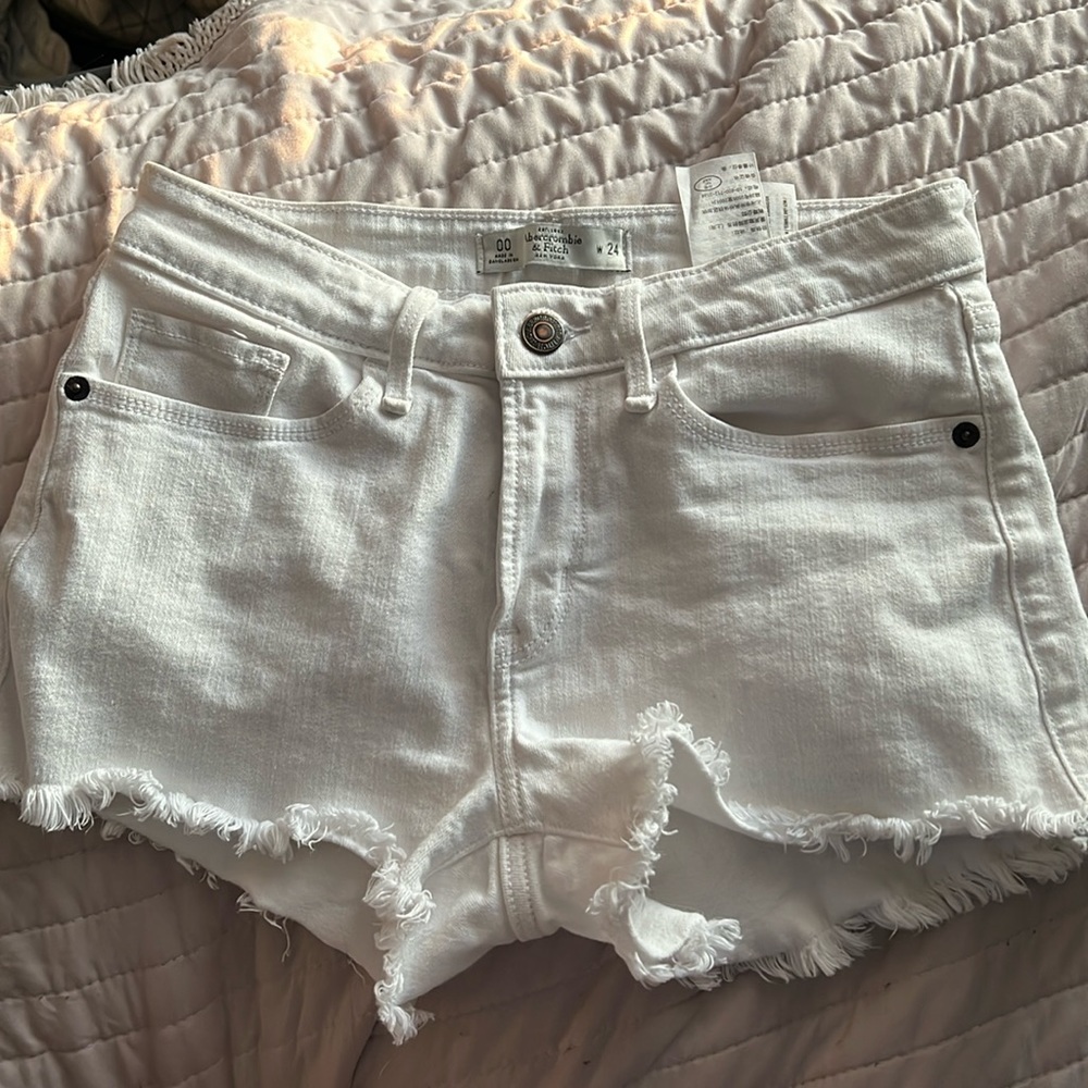 White Abercrombie and fitch white denim shorts